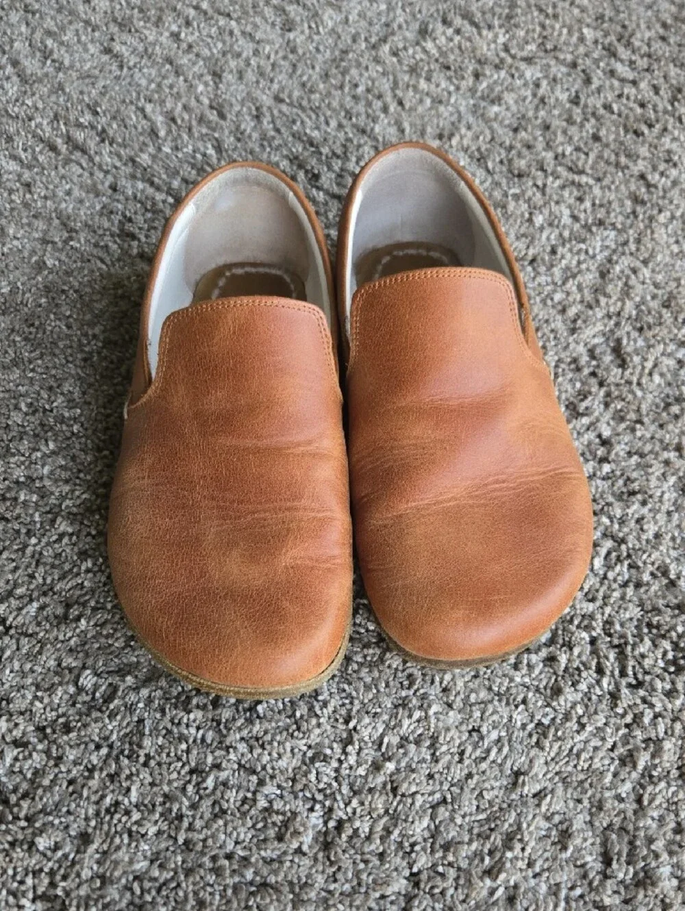Rizal smooth leather